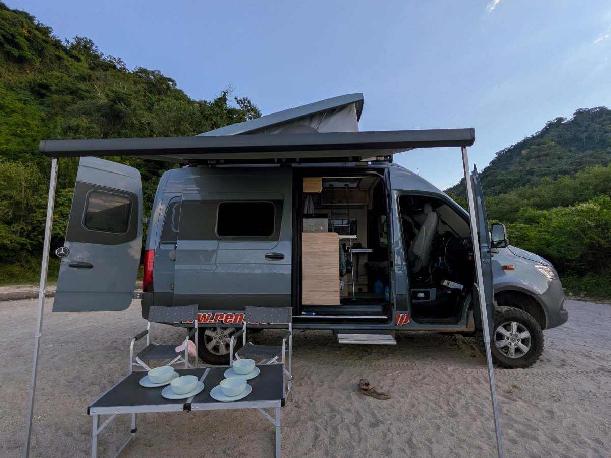 Mercedes Sprinter 4WD Automatic